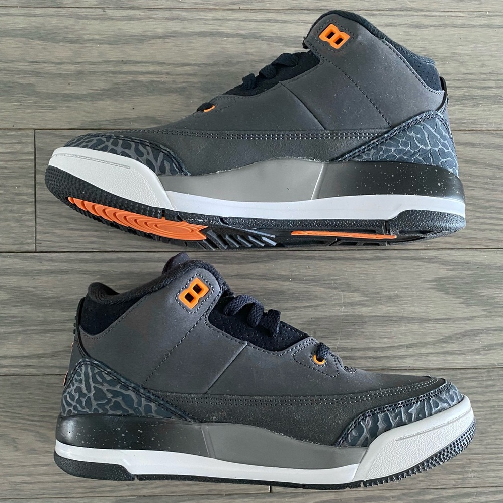 Jordan 3 Fear Pack | Youth size 3